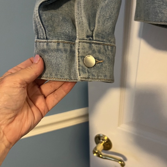 Jean jacket - Picture 5 of 11